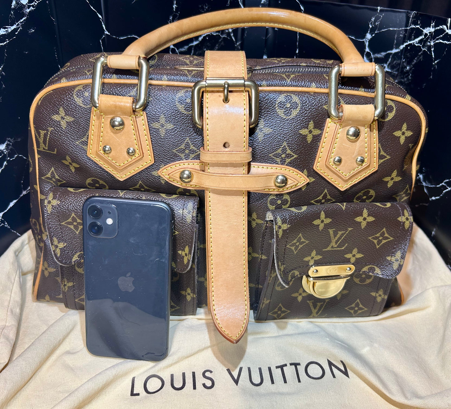 Louis Vuitton Manhattan GM Monogram Canvas Handbag
